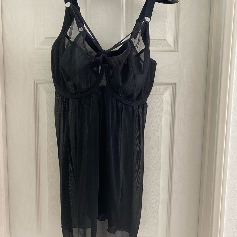 34h black negligee